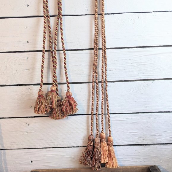 2 Pairs of Curtain Tie Backs ~ Tassels - Picture 3 of 3